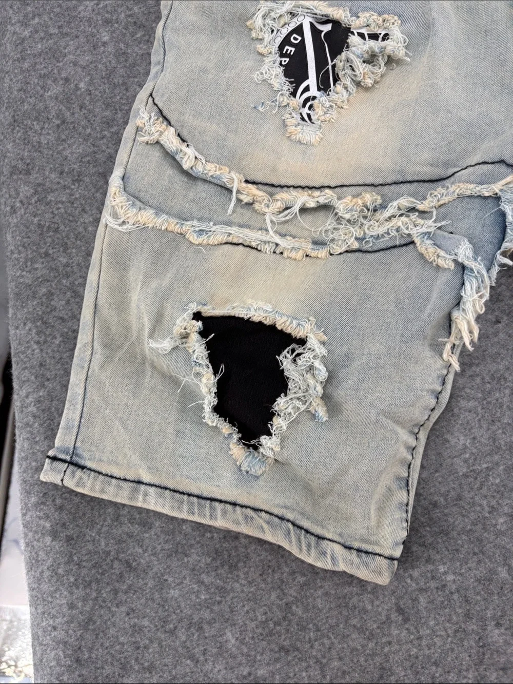 PIONEER Light Wash Distressed Denim Shorts with Black & Yellow Patches 34 NWT